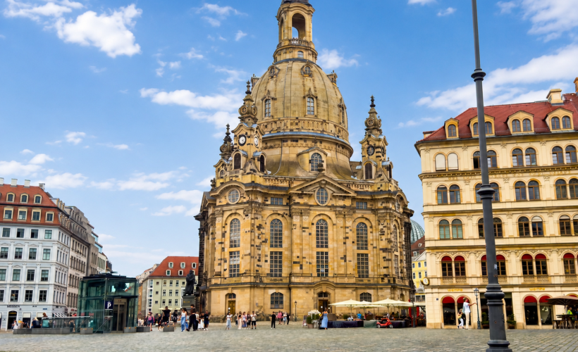 Frauenkirche Dresden Esszimmer Sonnig